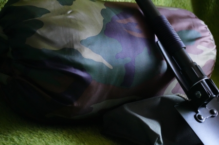 ROZWIĄZANIE - Czapki z głów